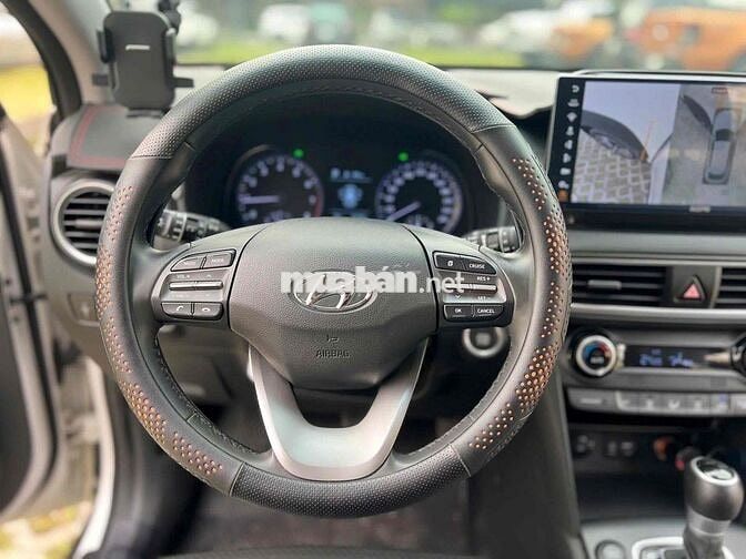 Hyundai Kona 2021 2.0 ATH 38000 km Trắng