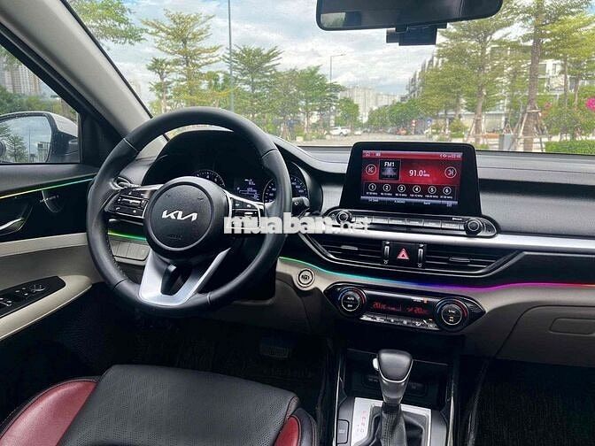 Kia K3 Luxury 2022 Trắng 60000 km