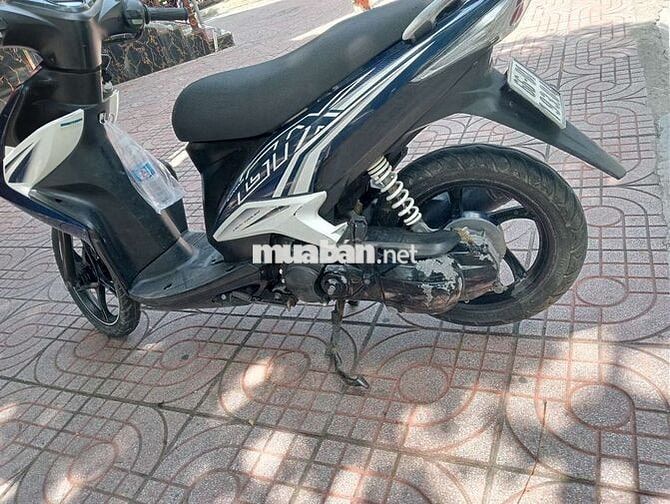 Yamaha Luvias FI 2014 Xanh đen