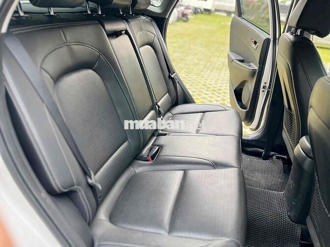Hyundai Kona 2021 2.0 ATH 38000 km Trắng