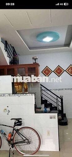 nhà 1 lầu 2 phòng ngủ 2 tollet.gần chợ Bình Thành 