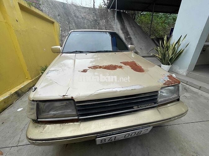 Toyota Corona Vàng cát 5 chỗ