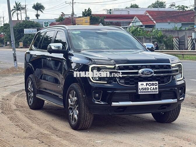 Ford Everest Titanium 4x4 2022,trả trước 310 triệu