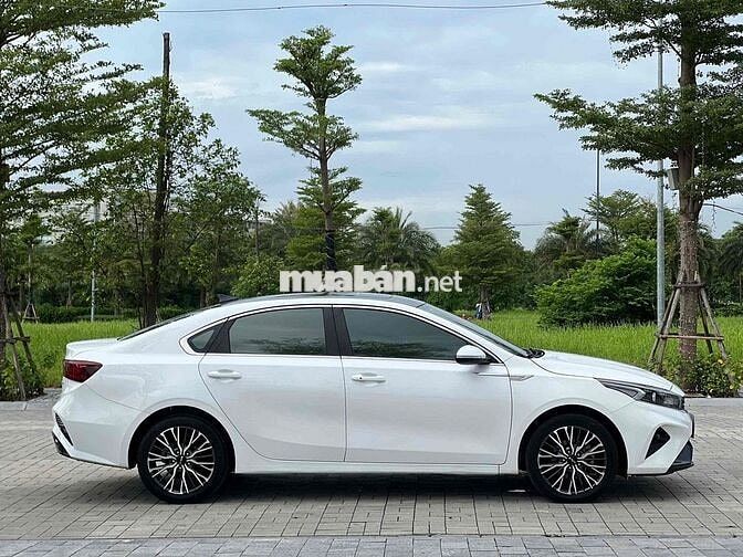 Kia K3 Luxury 2022 Trắng 60000 km