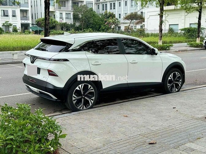 Vinfast VF6 Plus 2024 Trắng 50000 km