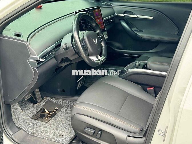 Vinfast VF6 Plus 2024 Trắng 50000 km