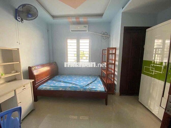 Chính Chủ Cho Thuê Nhà 4phòng 5wc Có nội Thất Tân Phú