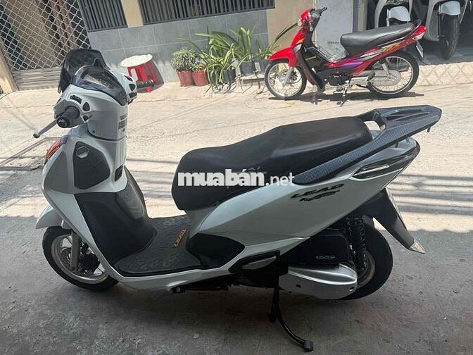 Honda Lead 2018 Trắng