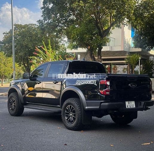 Ford Raptor 4A 2025 21000 km Đen Tự động