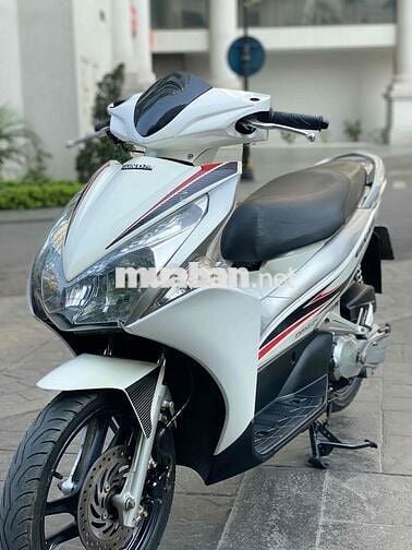Honda Air Blade Trắng FI 2012