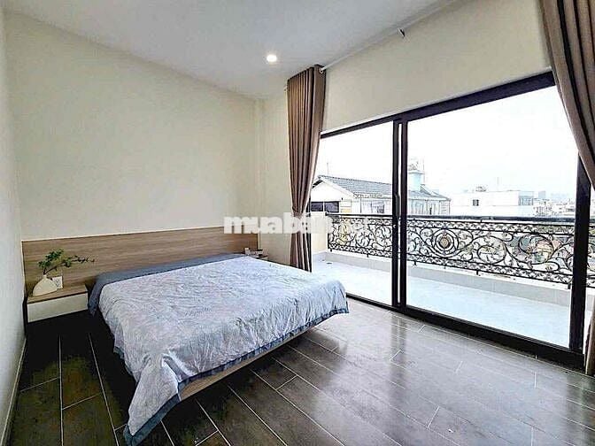 1 PHÒNG NGỦ BAN CÔNG SIÊU RỘNG TRUNG TÂM QUẬN 7