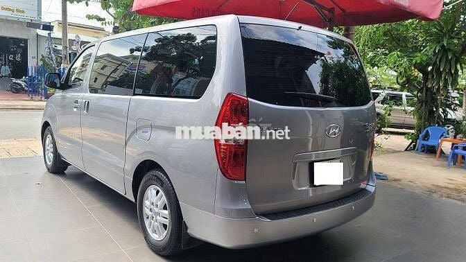 Xe 9 Chỗ Hyundai Starex 2016 Máy Xăng, Xe Đẹp