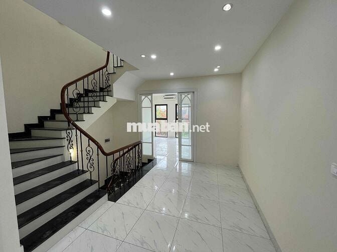 Cho thuê liền kề Athena Fulland Đại Kim, 75m2, 5 tầng, ô tô đỗ cửa