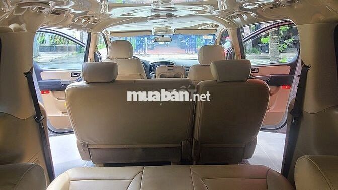 Xe 9 Chỗ Hyundai Starex 2016 Máy Xăng, Xe Đẹp