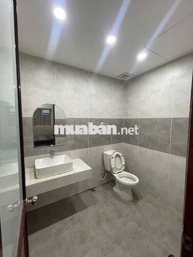 Cho thuê Căn Hộ Chung Cư Ba Hàng A 282 Lĩnh Nam