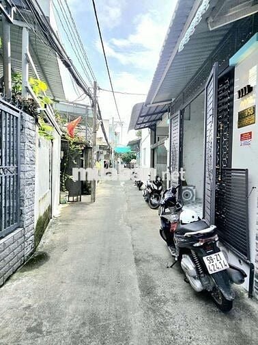 ❌️❌️❌️nhà mặt tiền hẻm gần chợ với trường học❌️❌️❌️