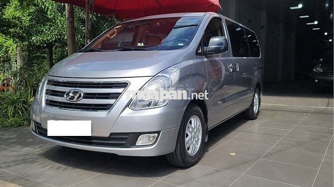 Xe 9 Chỗ Hyundai Starex 2016 Máy Xăng, Xe Đẹp