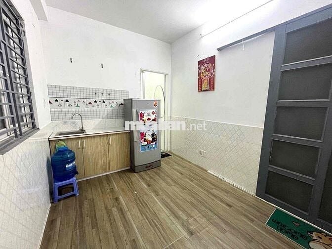 PHÒNG TRỌ MỚI SẴN NỘI THẤT CƠ BẢN GẦN VÒNG XOAY AN LẠC/KCN TÂN TẠO