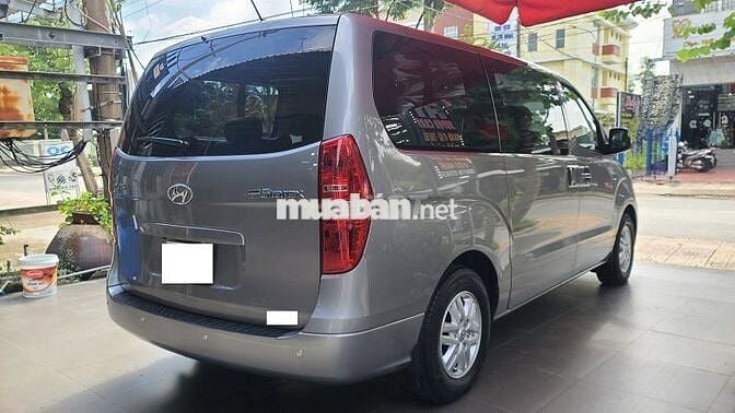 Xe 9 Chỗ Hyundai Starex 2016 Máy Xăng, Xe Đẹp