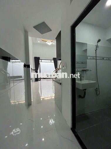 Bán nhà Hiệp Thành, đúc lửng 2PN – 1 Phòng Thờ, Hẻm rộng 8m,