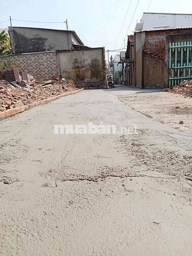 Hà Huy Giáp 1/ vào 30m ngay ngã 3 chợ đường