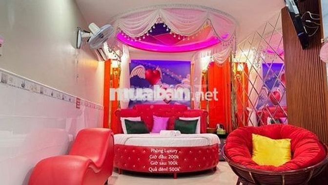 tuyển nhân viên lễ tân ca đêm