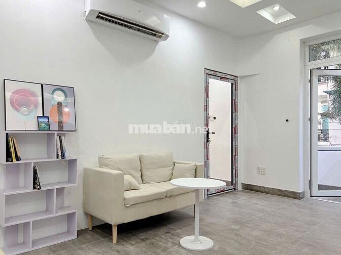 80m²-Căn góc 2 Phòng ngủ-4 Ban công-Đậu xe hơi-Đặng Thùy Trâm nhỉnh 10