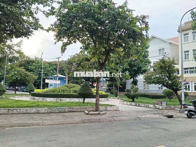 Mặt tiền đg 10 m Bình phú 1 Quận 6