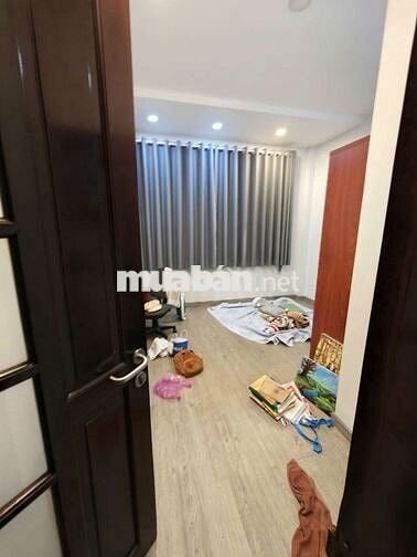 Mặt tiền đg 10 m Bình phú 1 Quận 6