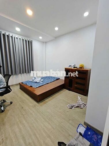 Mặt tiền đg 10 m Bình phú 1 Quận 6