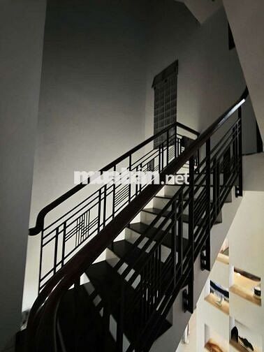 Mặt tiền đg 10 m Bình phú 1 Quận 6
