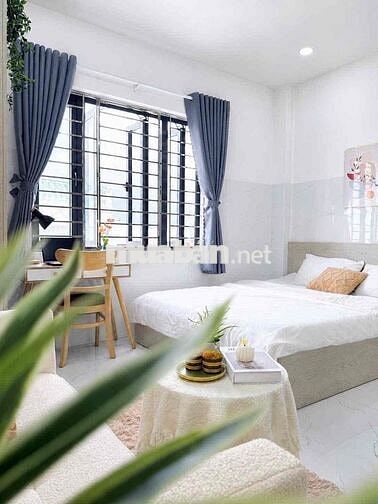 Nhà mới hoàn thiện full nội thất 100% thoáng mát tiện nghi