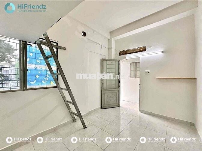 Phòng Gác giá rẻ giáp Quận 10 / Vòng xoay Lê Đại Hành / ĐH Bách K