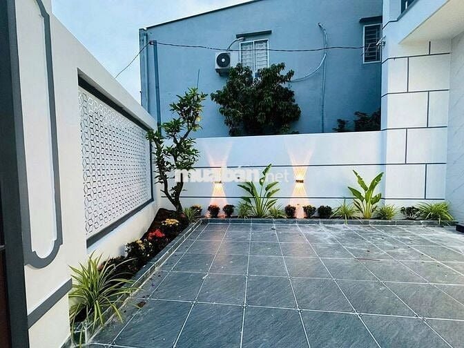 Đổi đời với nhà lầu sang trọng gần DT768 chỉ 700tr.
