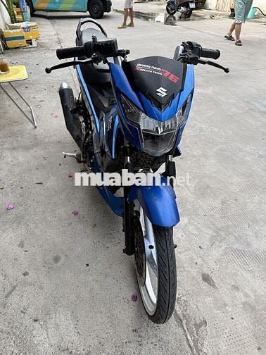 Suzuki Satria Xanh