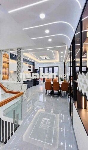NHÀ ĐẸP 4 TẦNG — GẦN TÂN SƠN NHÌ TỰ DO THÀNH CÔNG 56M2 • Hướng Tây Bắc