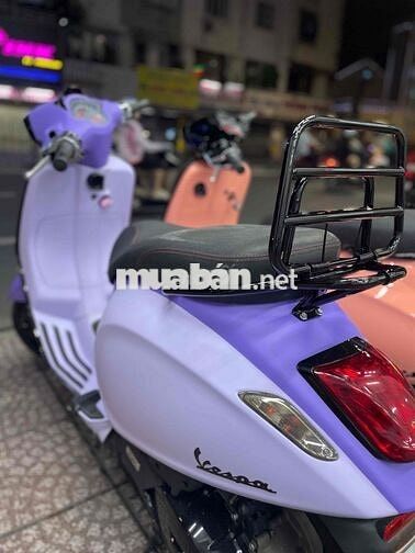 Piaggio Vespa Sprint Hồng Tím