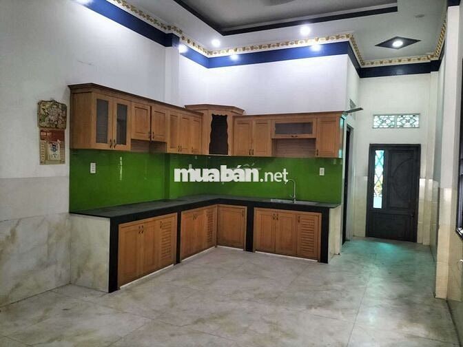  🆘🆘 rẻ thật ạ có 8,5t thôi 3lầu 5p ngủ. rất rất Nhanh mới kịp ạ 