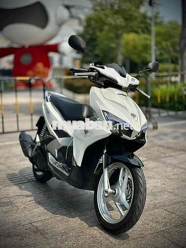 Honda Air Blade 125 2017 Trắng 22000 km