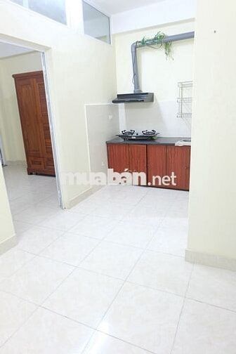 1 khách 1 ngủ 40m tại số 76, ngõ 189 Nguyễn Ngọc Vũ