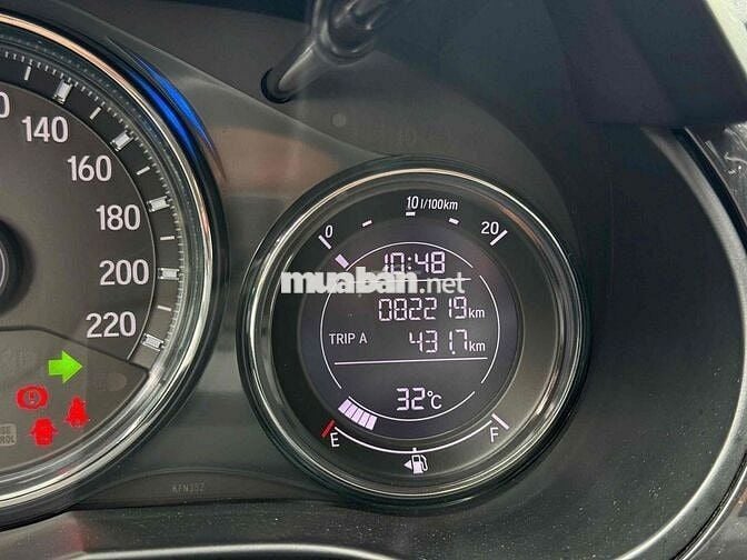 Honda City 1.5AT 2017 Bạc 82.000 km 1Chủ