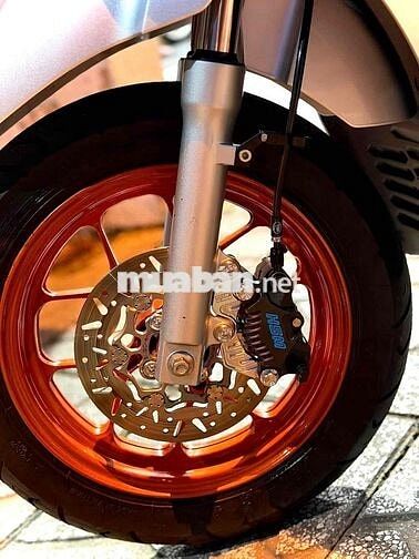 Honda Lead 4 van màu Bạc Porsche