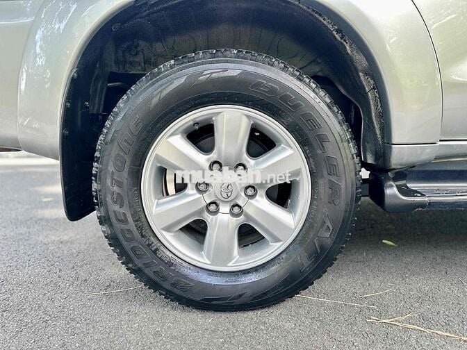 Toyota Fortuner 2010 Tự động 2 Cầu Máy Xăng