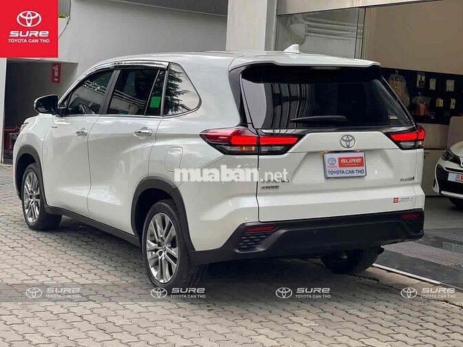 Toyota Innova Cross Hybrid 2024 CHÍNH HÃNG