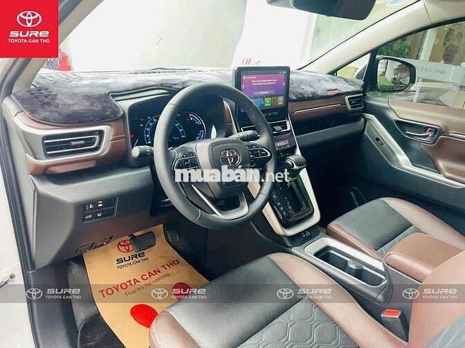 Toyota Innova Cross Hybrid 2024 CHÍNH HÃNG