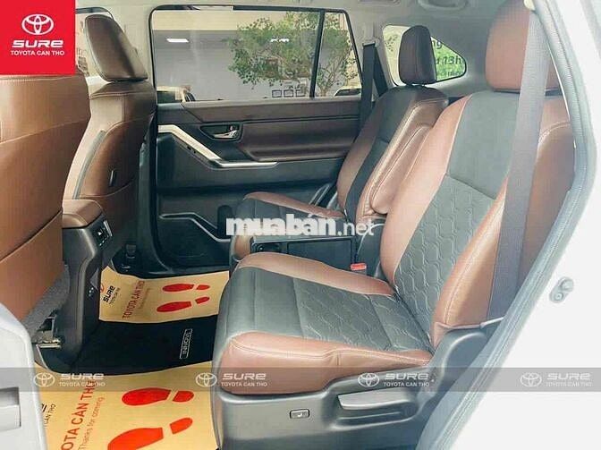 Toyota Innova Cross Hybrid 2024 CHÍNH HÃNG