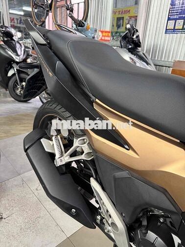 Winner V3 2023 Đen nhám ABS mới keng