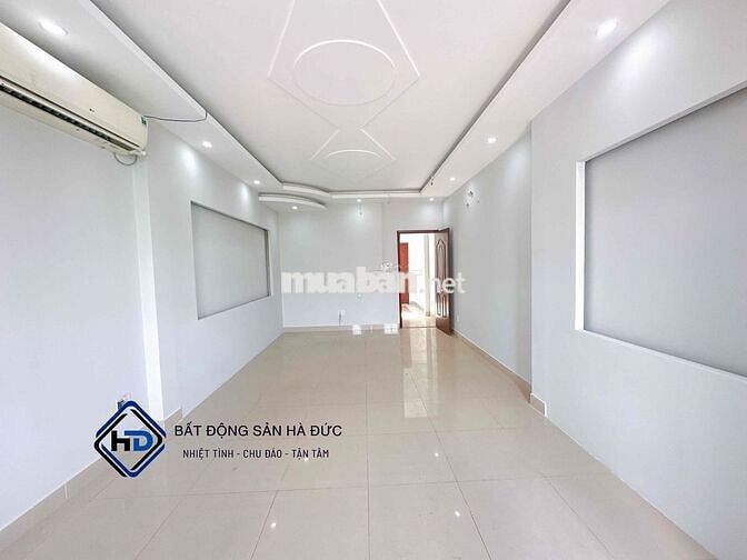 Nhà 3 lầu 4x25 mặt tiền nhánh có sẵn MÁY LẠNH gần UBND Quận 12