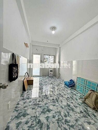 Bán nhà đẹp mới khu trung tâm đường Nguyễn Trãi P2 Q5