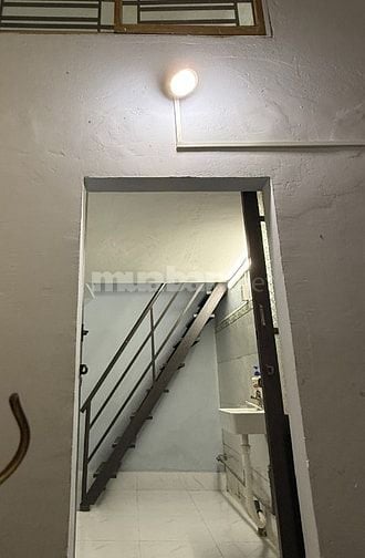 Hộ tập thể nhỏ, chính chủ, giá rẻ chỉ 1,15t